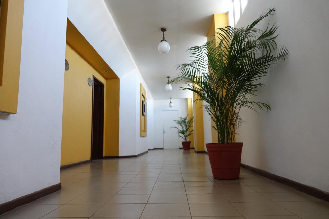 Hotel America Colima Exterior photo
