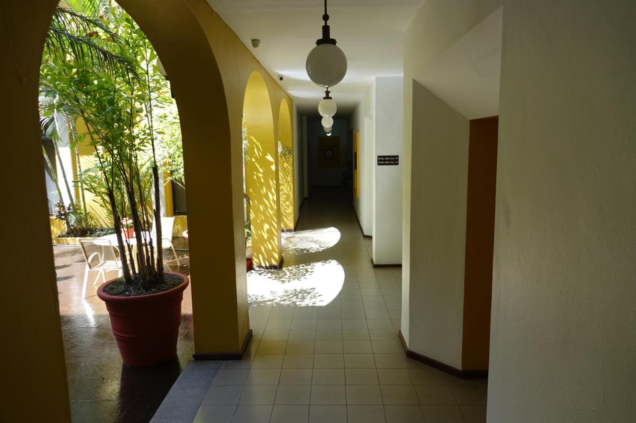 Hotel America Colima Exterior photo