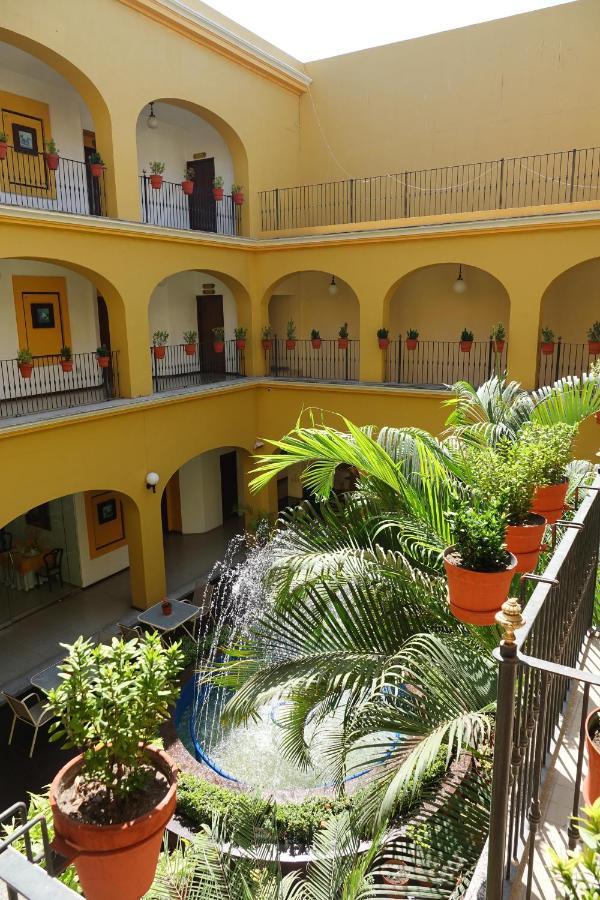 Hotel America Colima Exterior photo