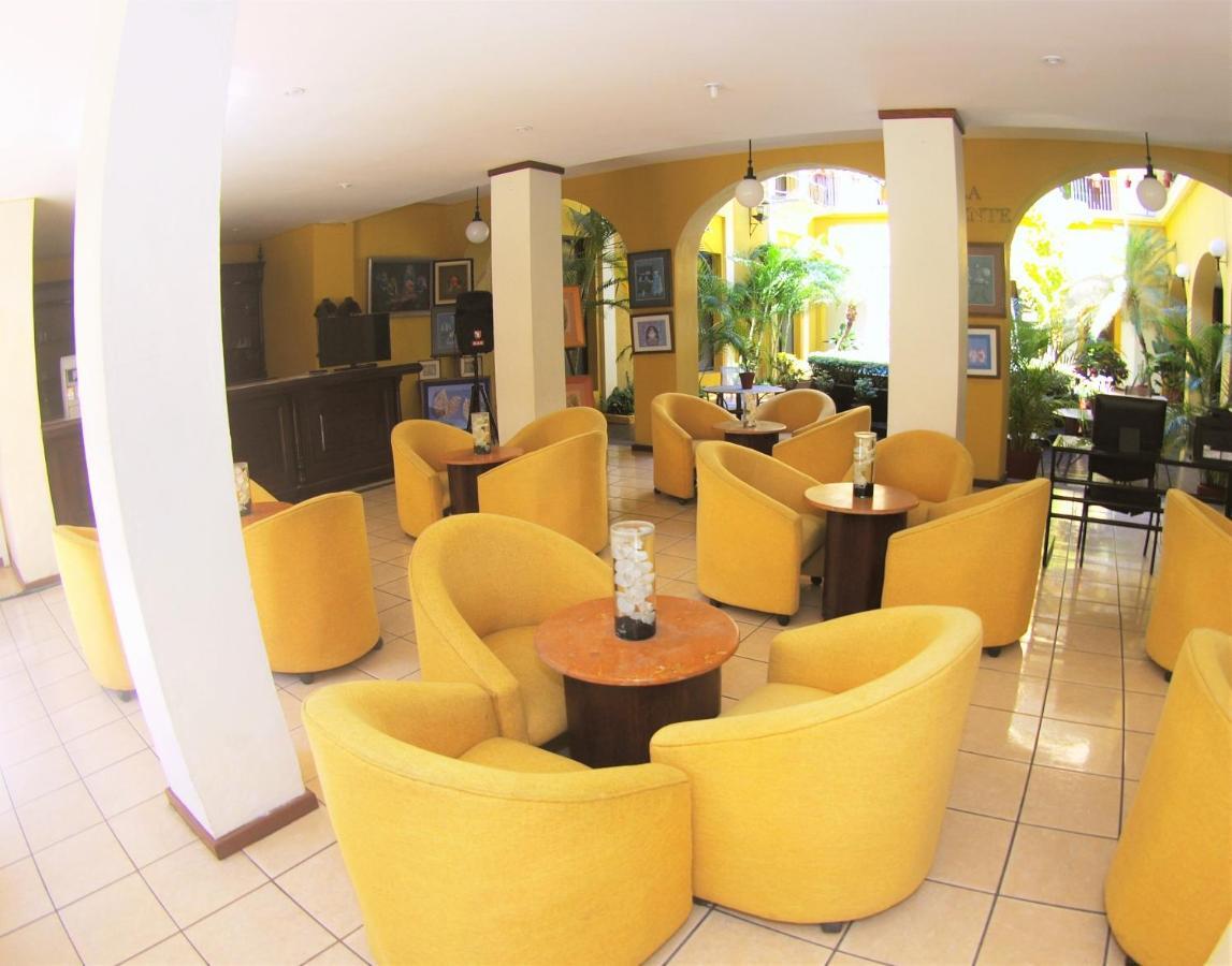 Hotel America Colima Exterior photo