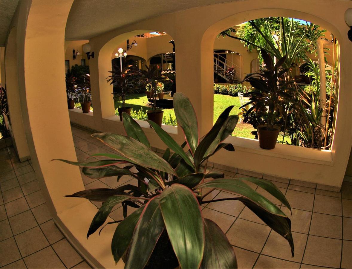 Hotel America Colima Exterior photo